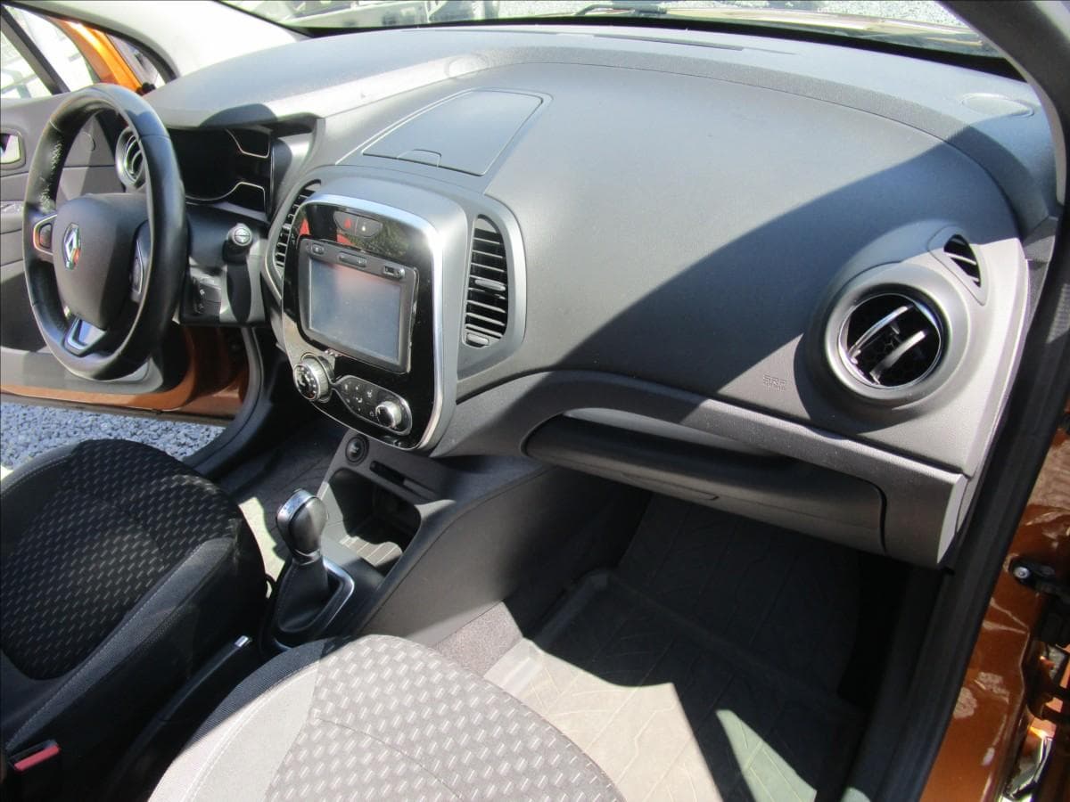 2018 Renault CAPTUR - 17