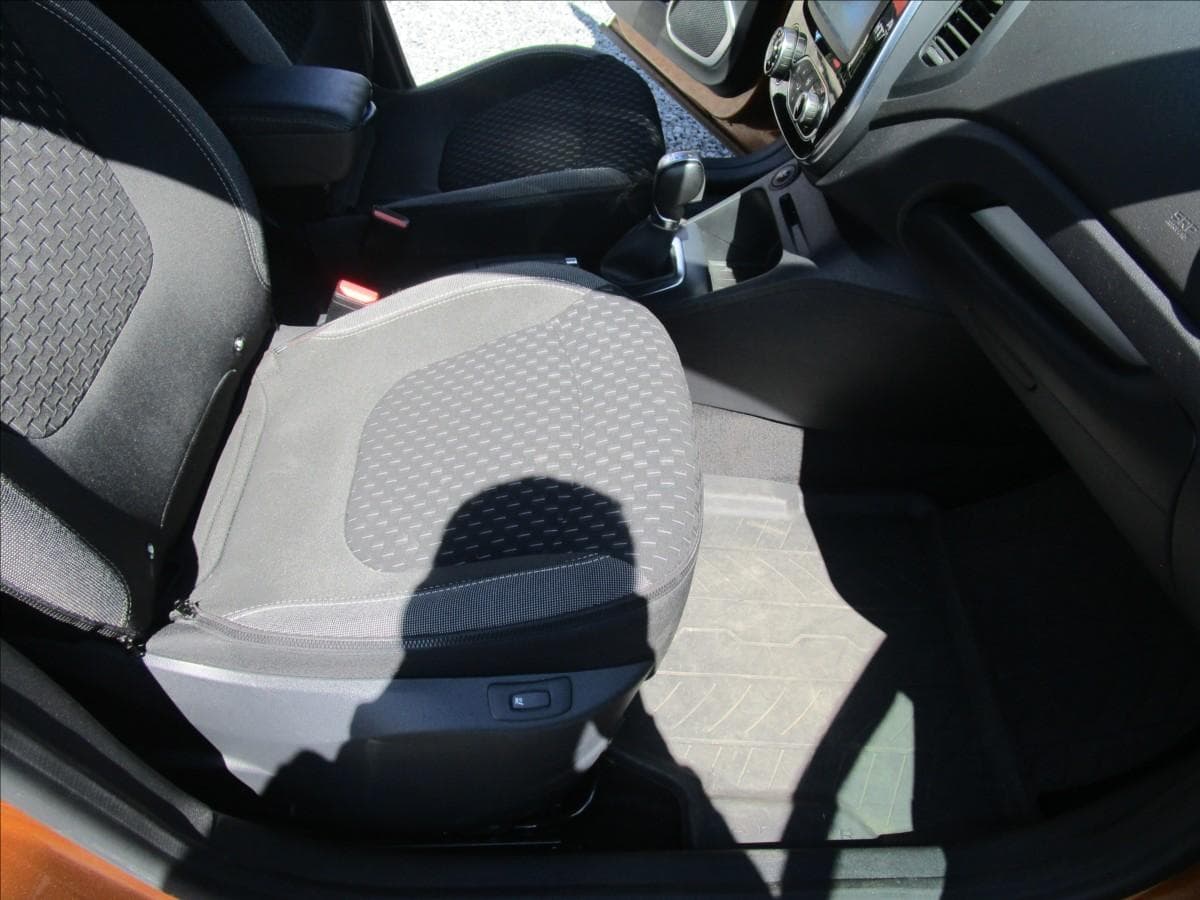 2018 Renault CAPTUR - 18
