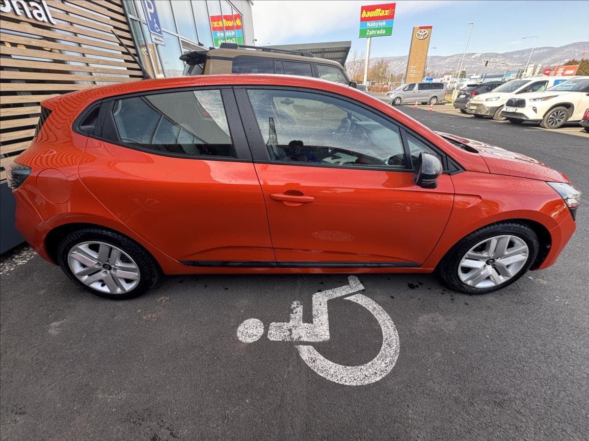 2023 Renault CLIO - 17
