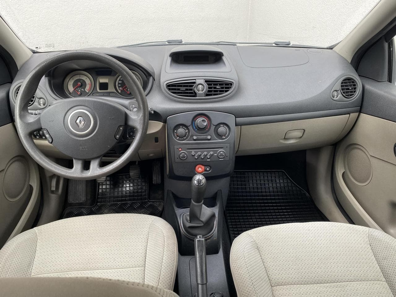 2006 Renault CLIO - 8