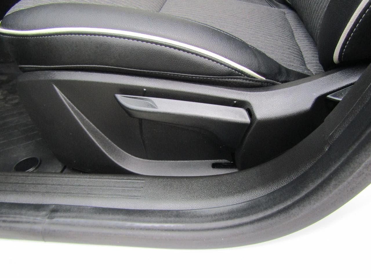 2023 Renault Clio - 12