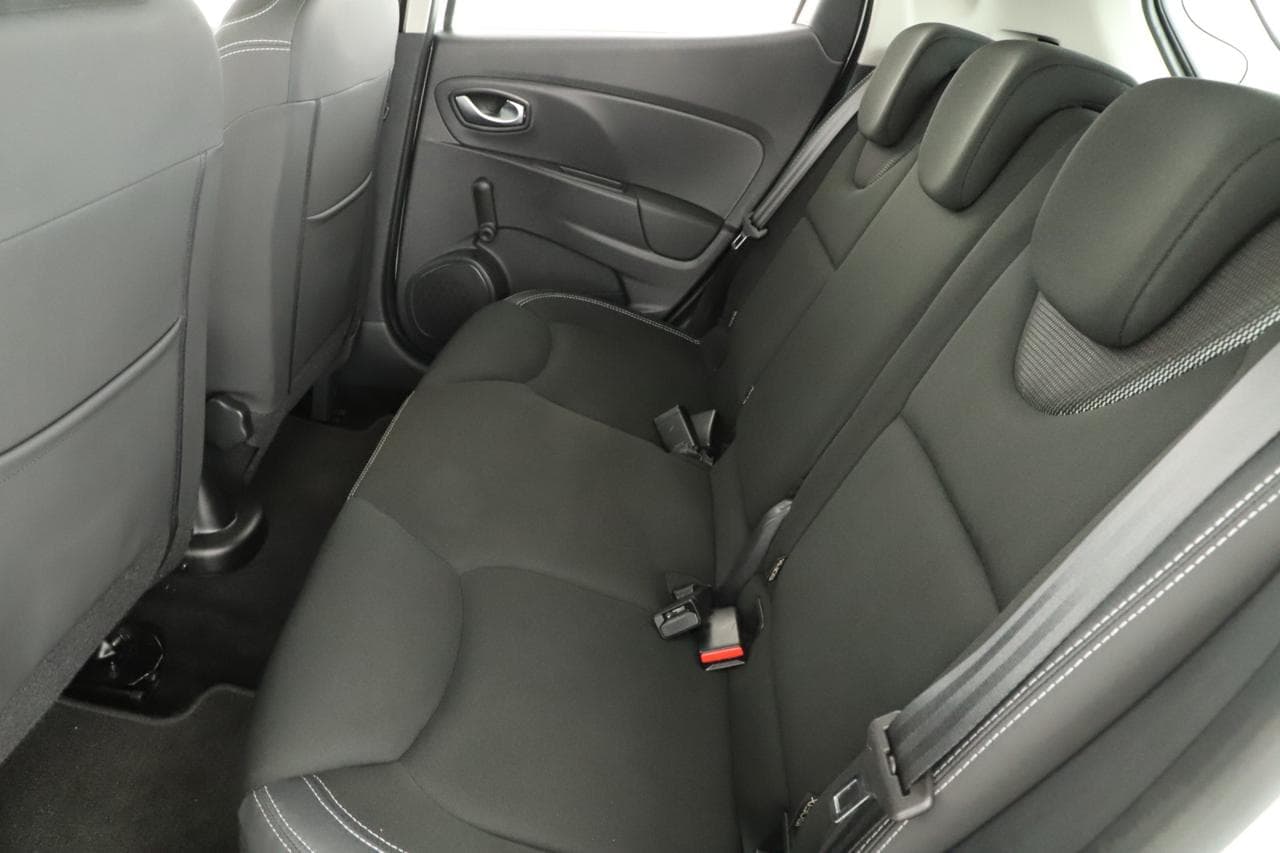 2019 Renault Clio - 12