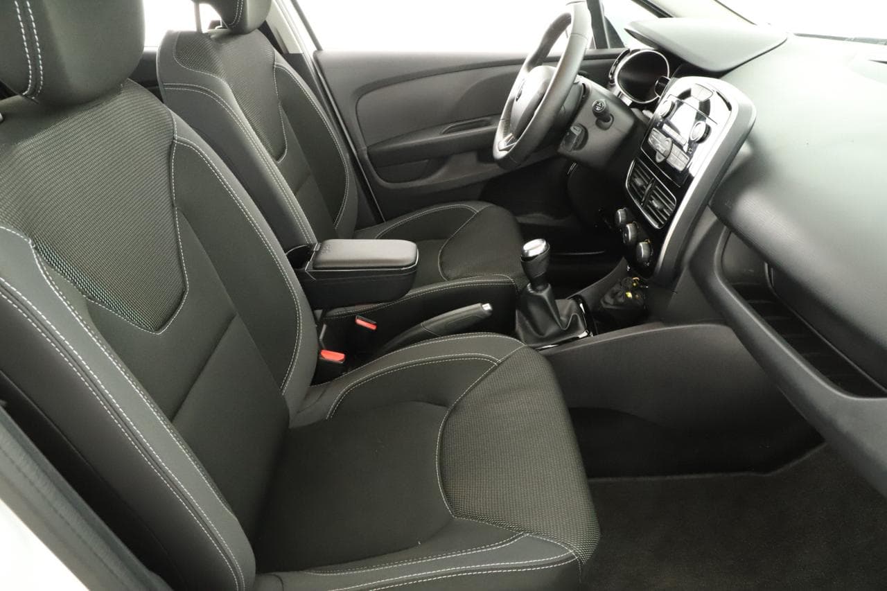 2019 Renault Clio - 10