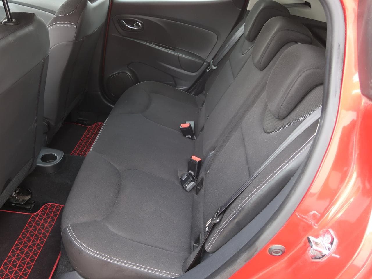 2014 Renault Clio - 15