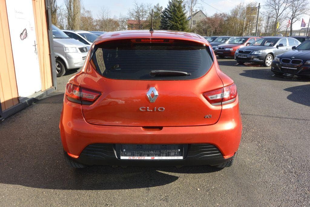 2015 Renault Clio - 6