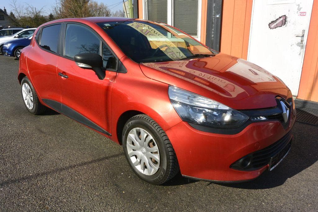 2015 Renault Clio - 3