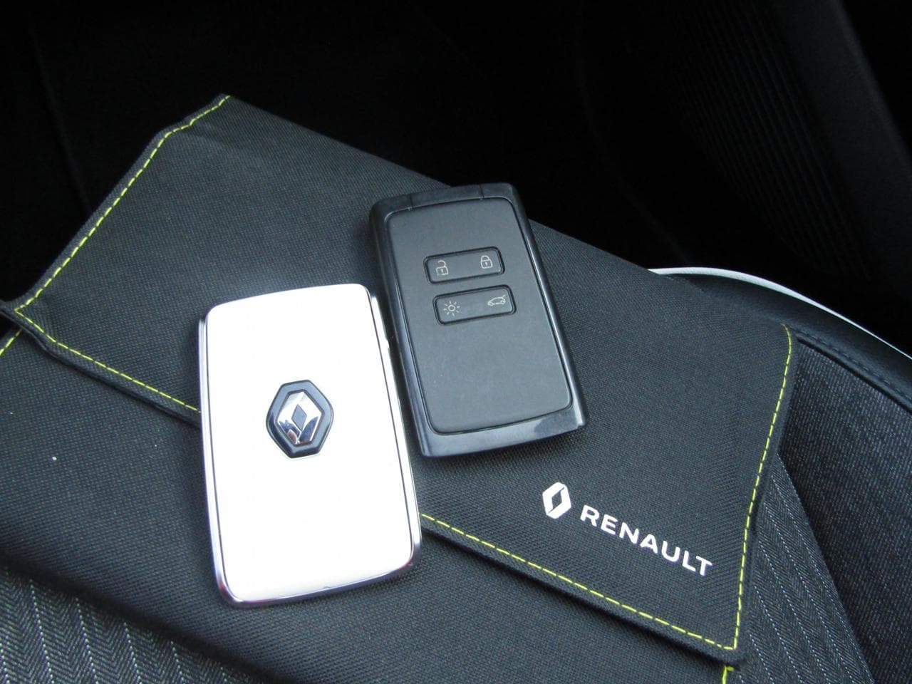 2019 Renault Clio - 35