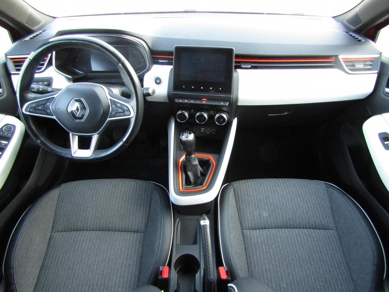 2019 Renault Clio - 15