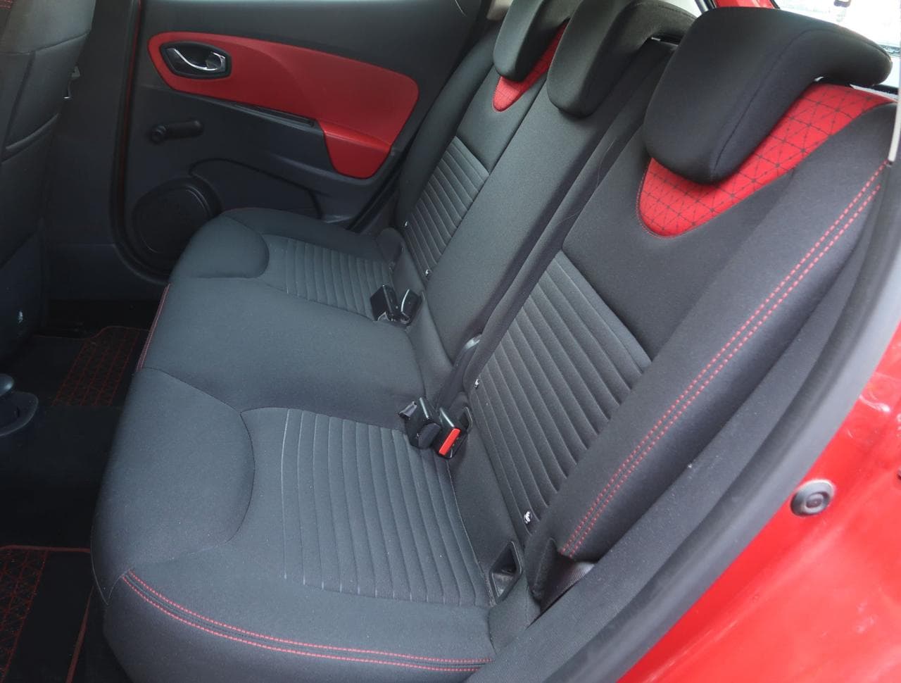 2012 Renault Clio - 29