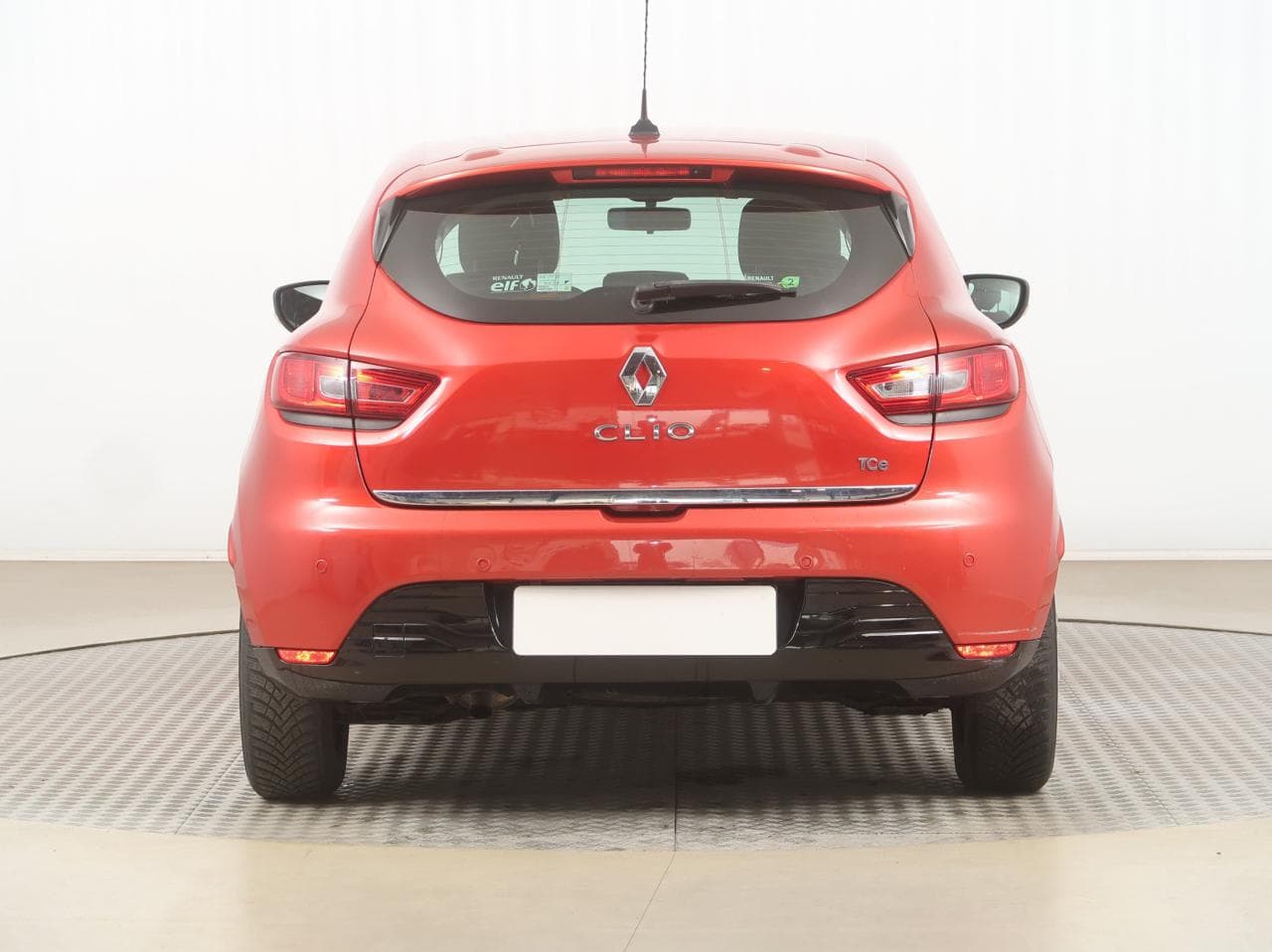 2012 Renault Clio - 11