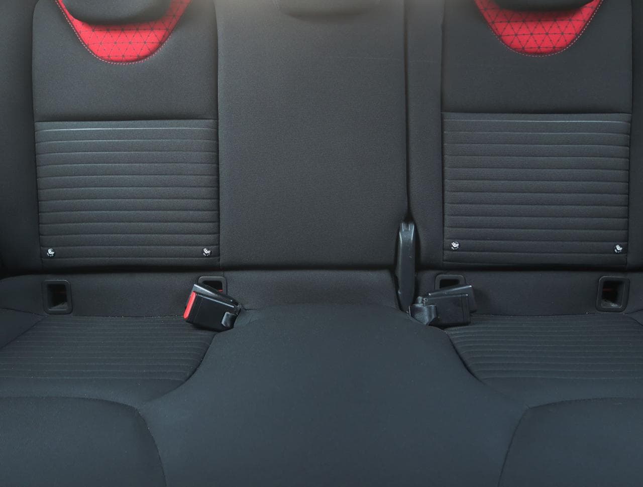 2012 Renault Clio - 27