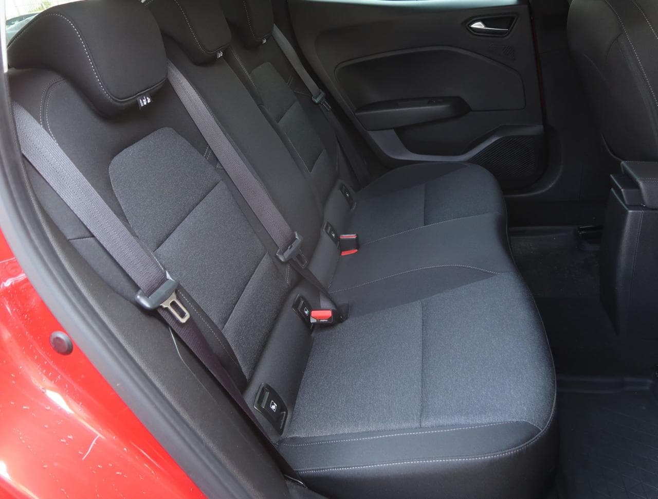 2021 Renault Clio - 25