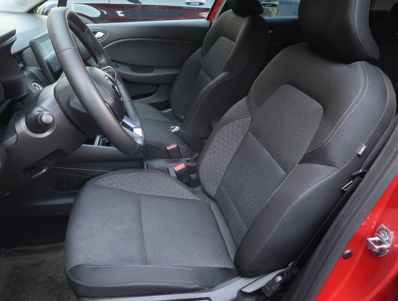 2021 Renault Clio - 31