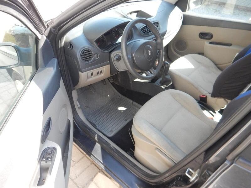 2006 Renault CLIO - 9