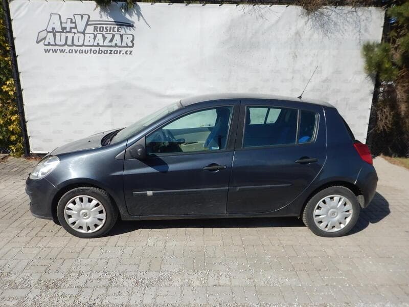 2006 Renault CLIO