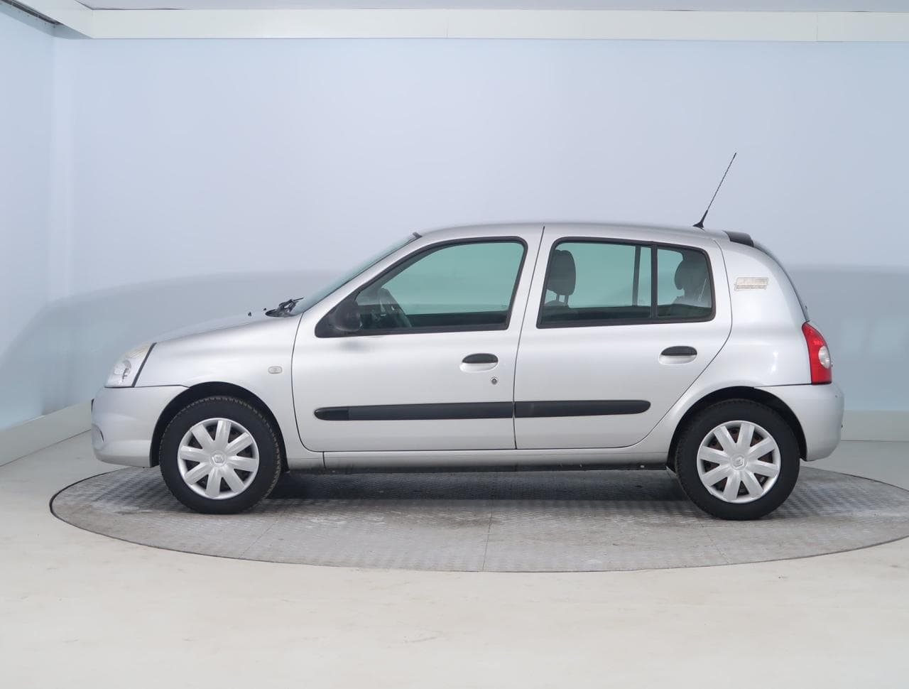 2009 Renault CLIO - 5