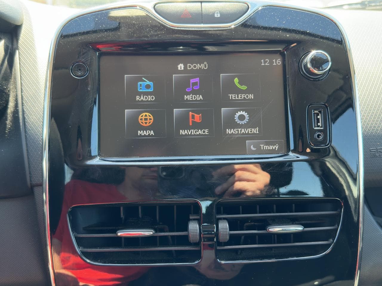 2013 Renault CLIO - 14