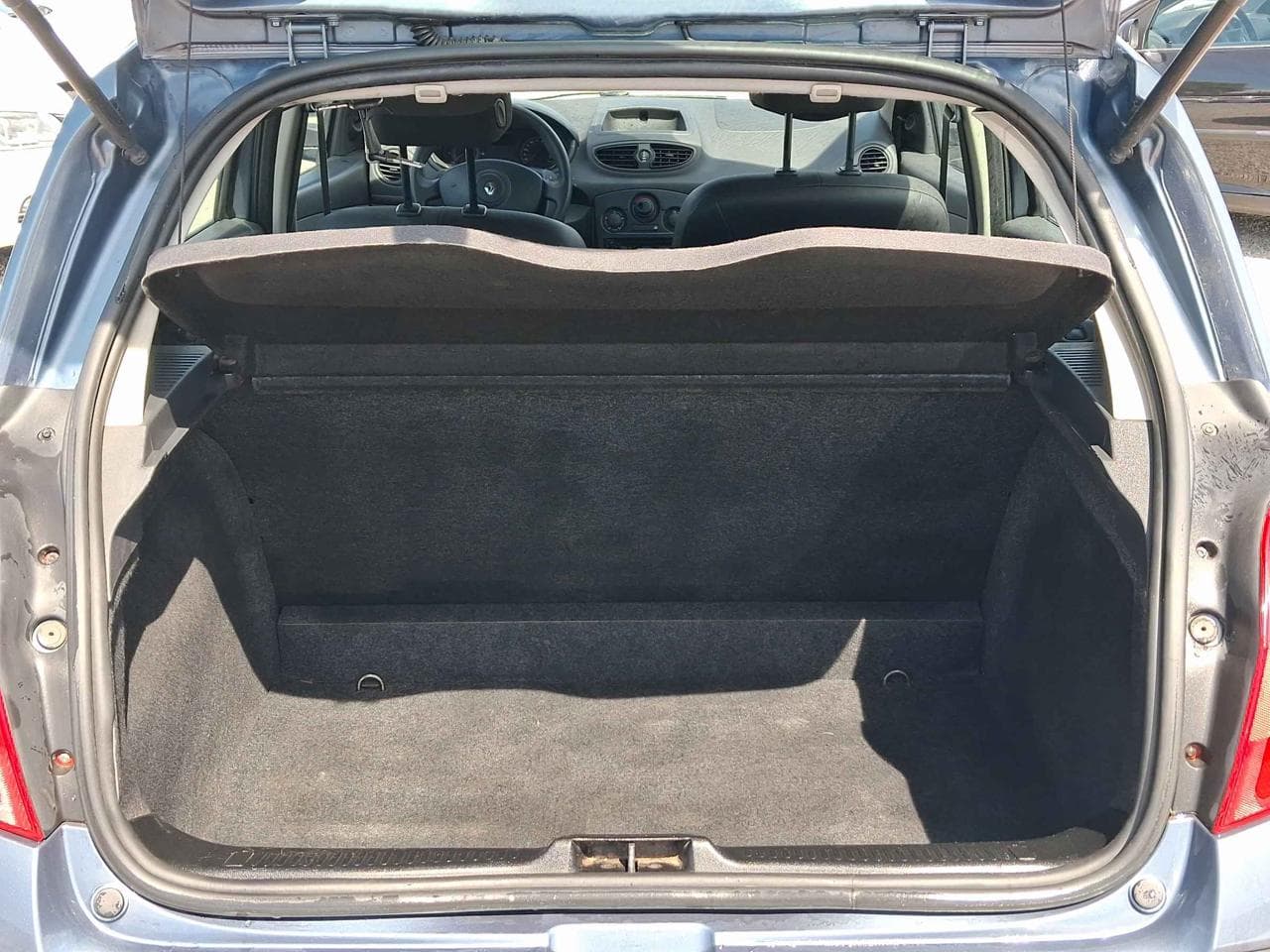 2006 Renault CLIO - 7