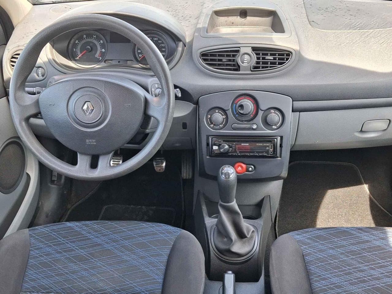 2006 Renault CLIO - 8