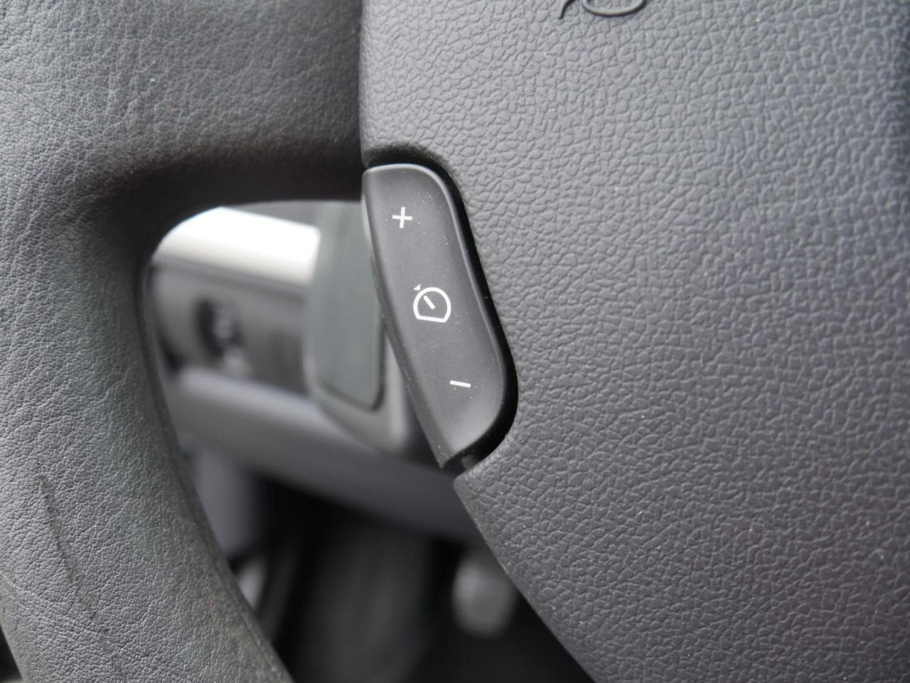 2011 Renault CLIO - 20