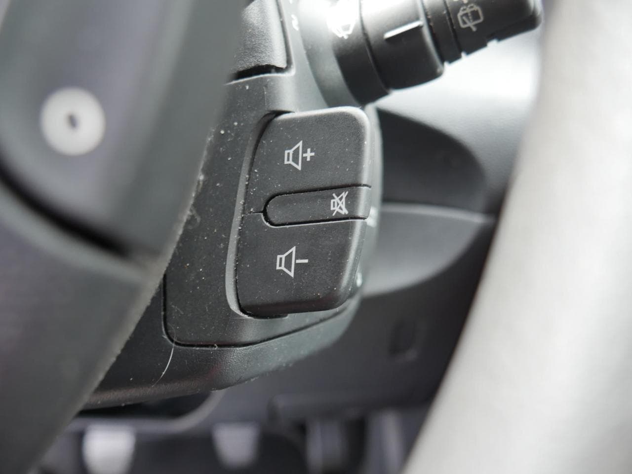 2011 Renault CLIO - 23