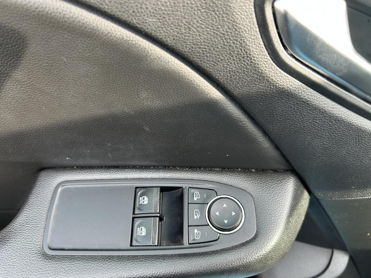2020 Renault CLIO - 11