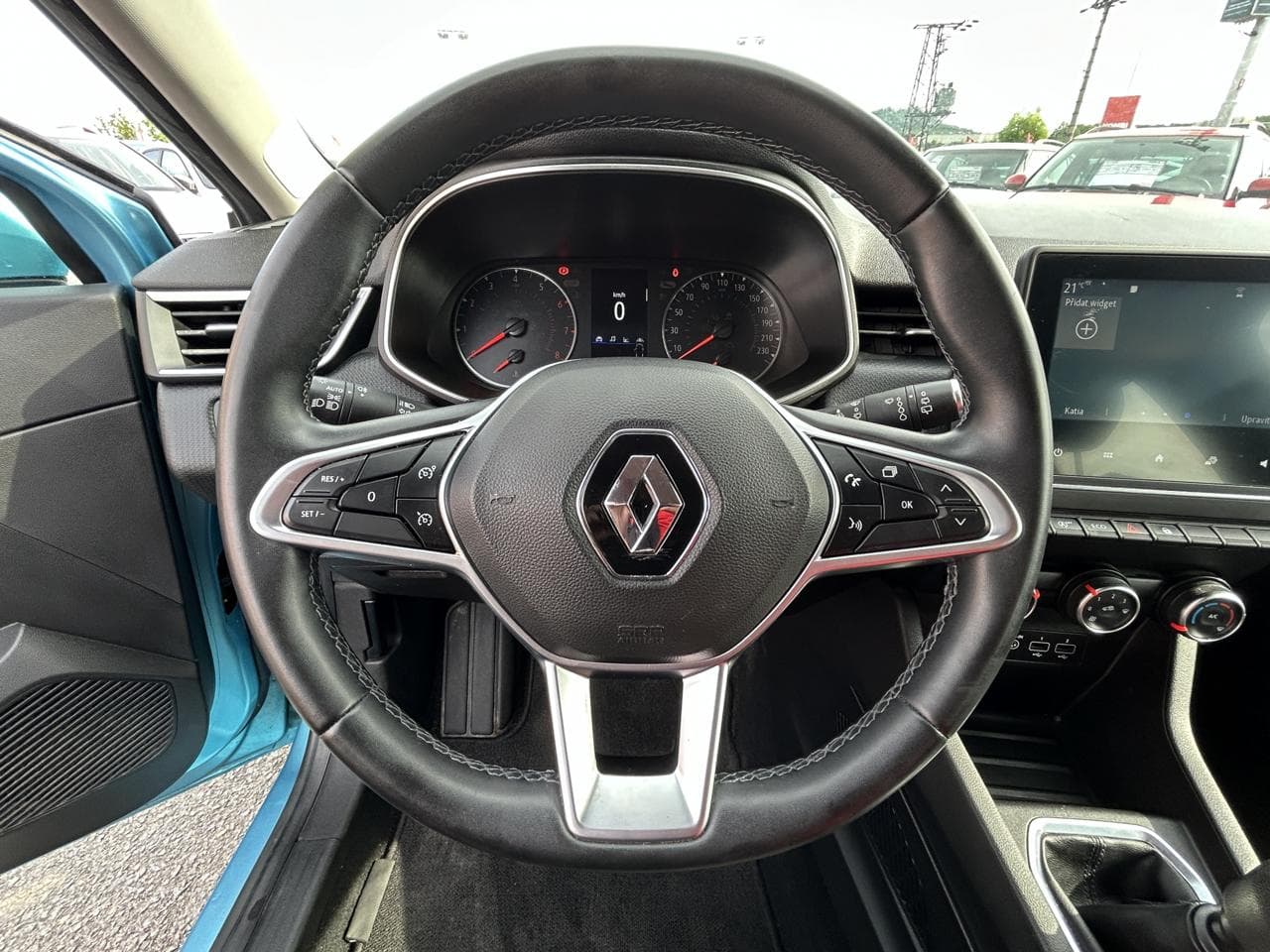 2020 Renault CLIO - 12