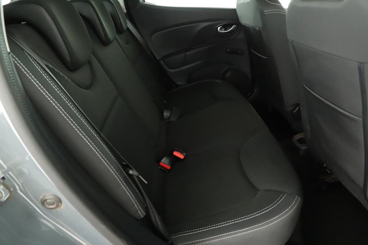 2018 Renault CLIO - 11
