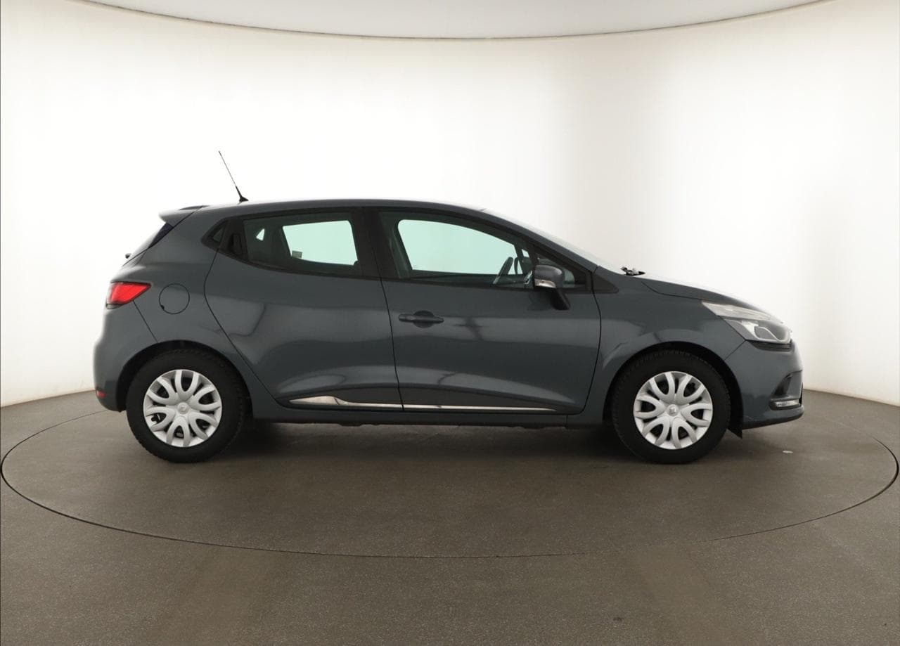 2018 Renault CLIO - 8
