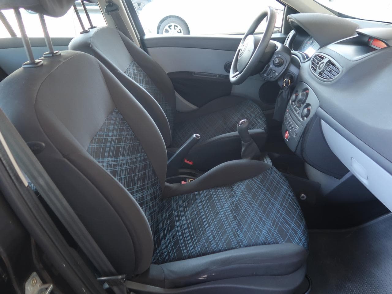 2007 Renault CLIO - 12