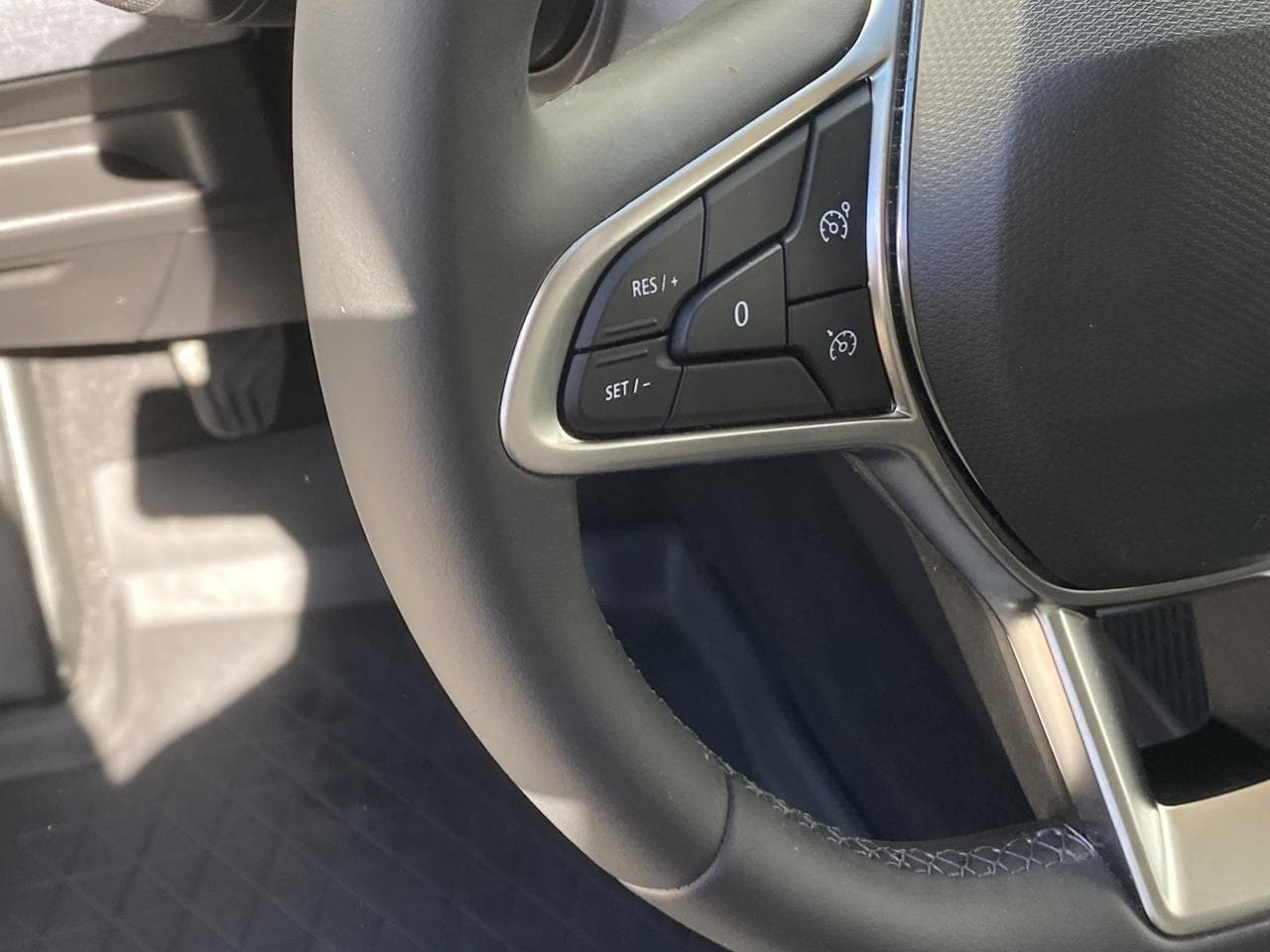 2025 Renault CLIO - 13