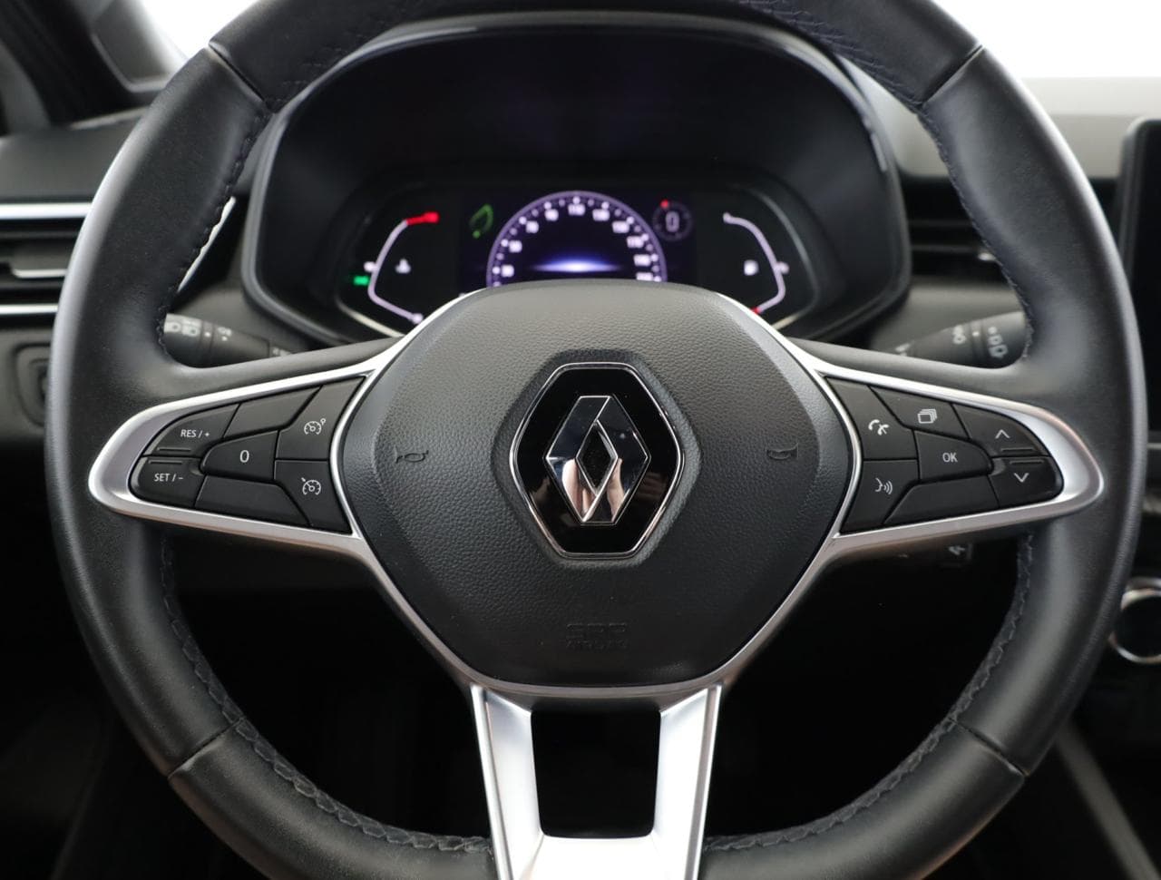 2022 Renault CLIO - 16