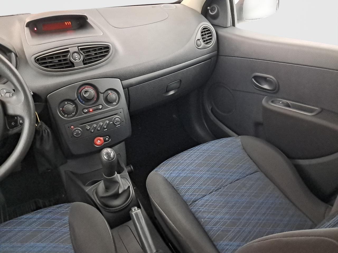 2007 Renault CLIO - 11