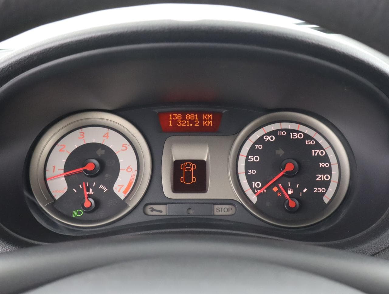 2008 Renault CLIO - 25
