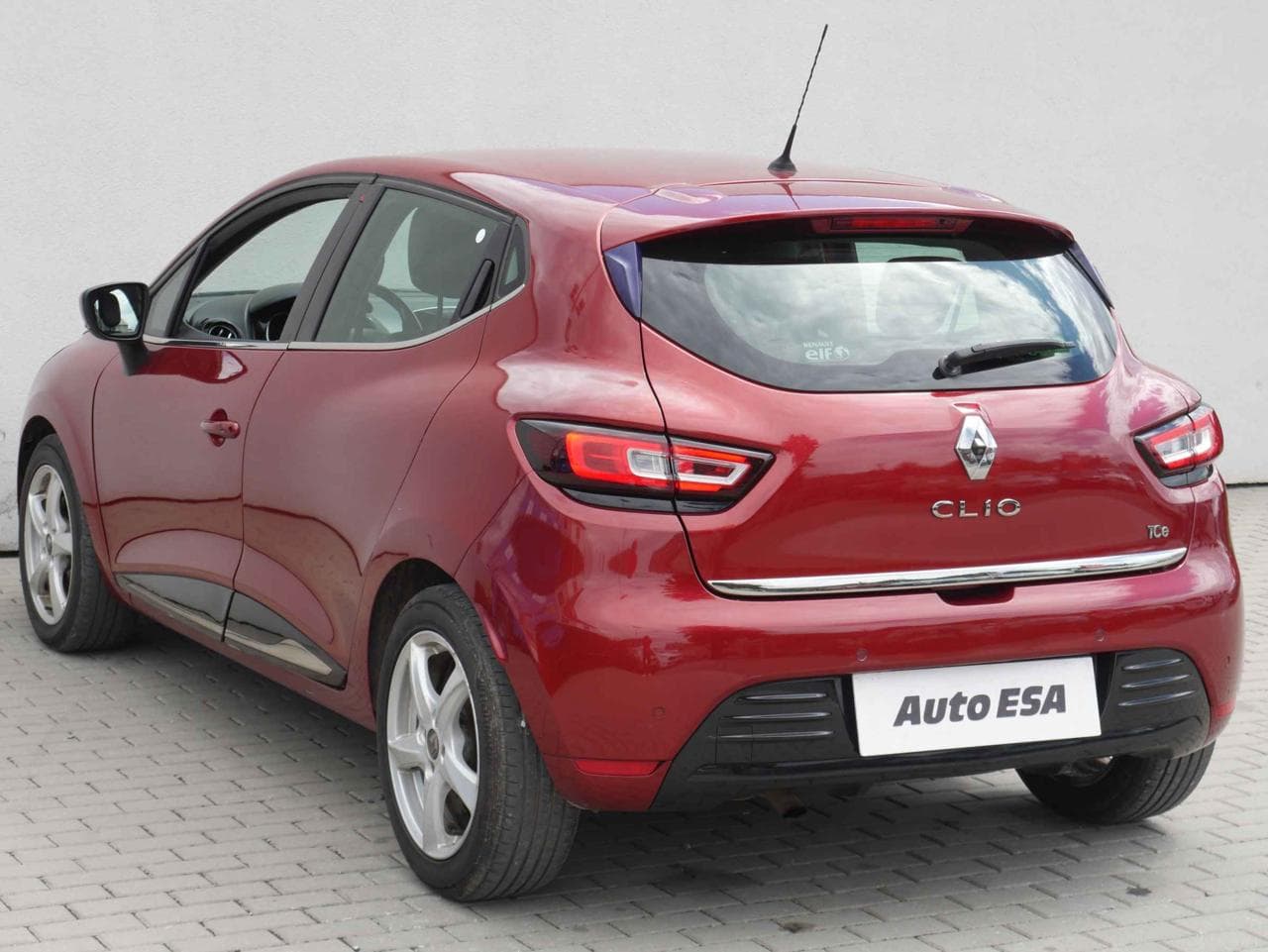 2016 Renault CLIO - 8