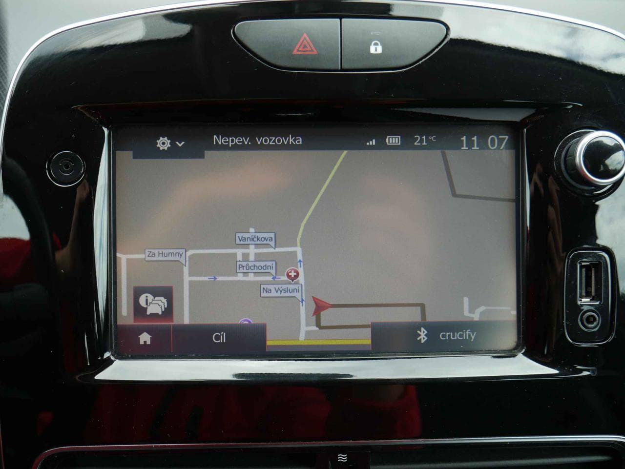 2016 Renault CLIO - 25