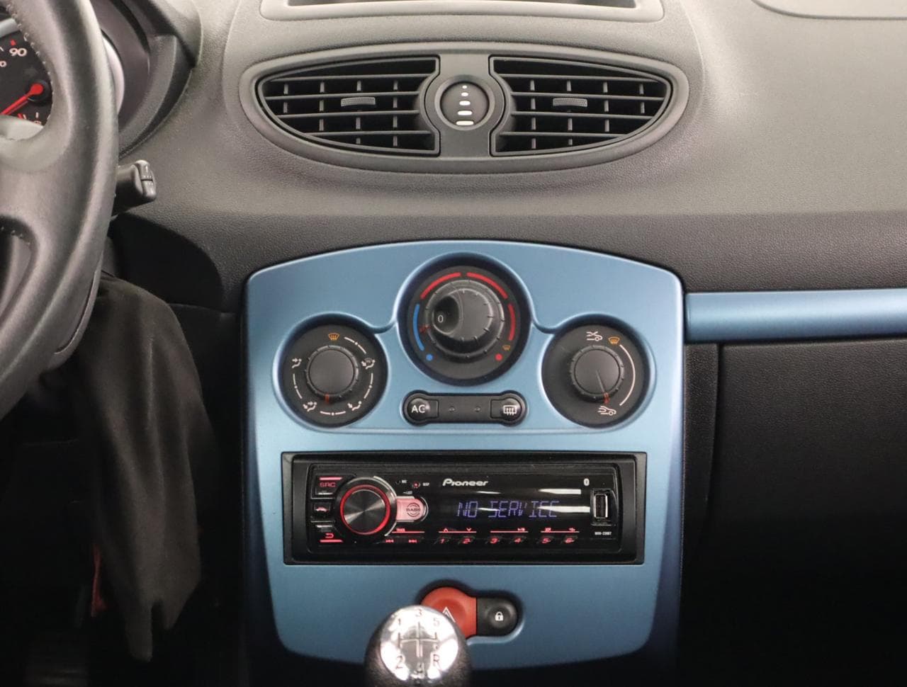 2008 Renault CLIO - 29