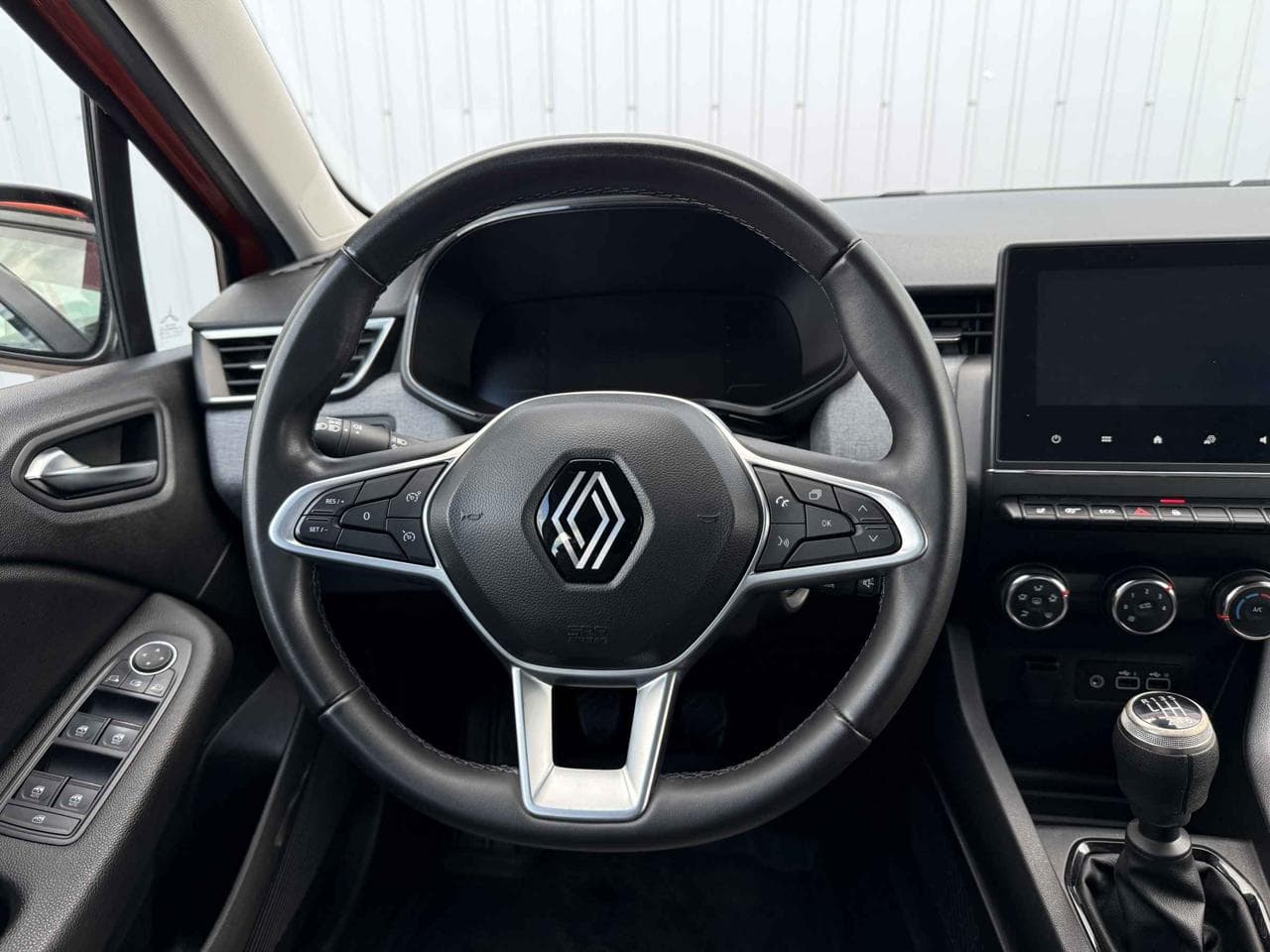 2024 Renault CLIO - 12