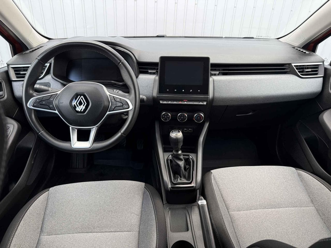 2024 Renault CLIO - 8