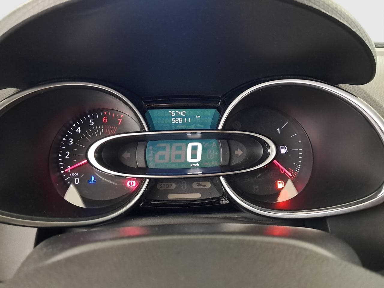 2020 Renault CLIO - 28