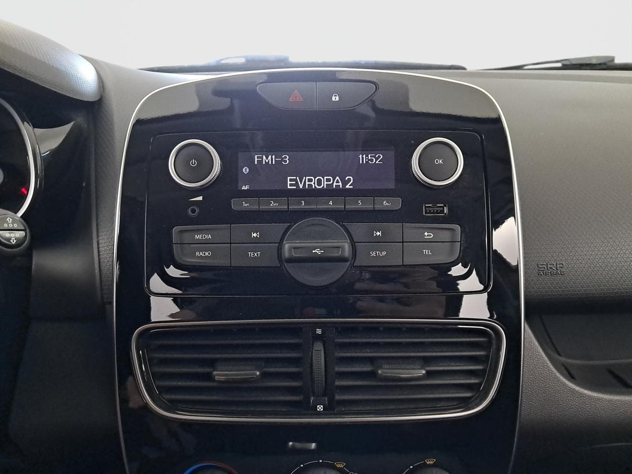 2020 Renault CLIO - 30