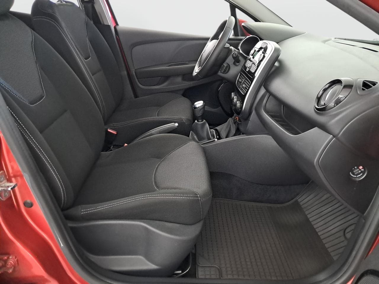 2020 Renault CLIO - 20