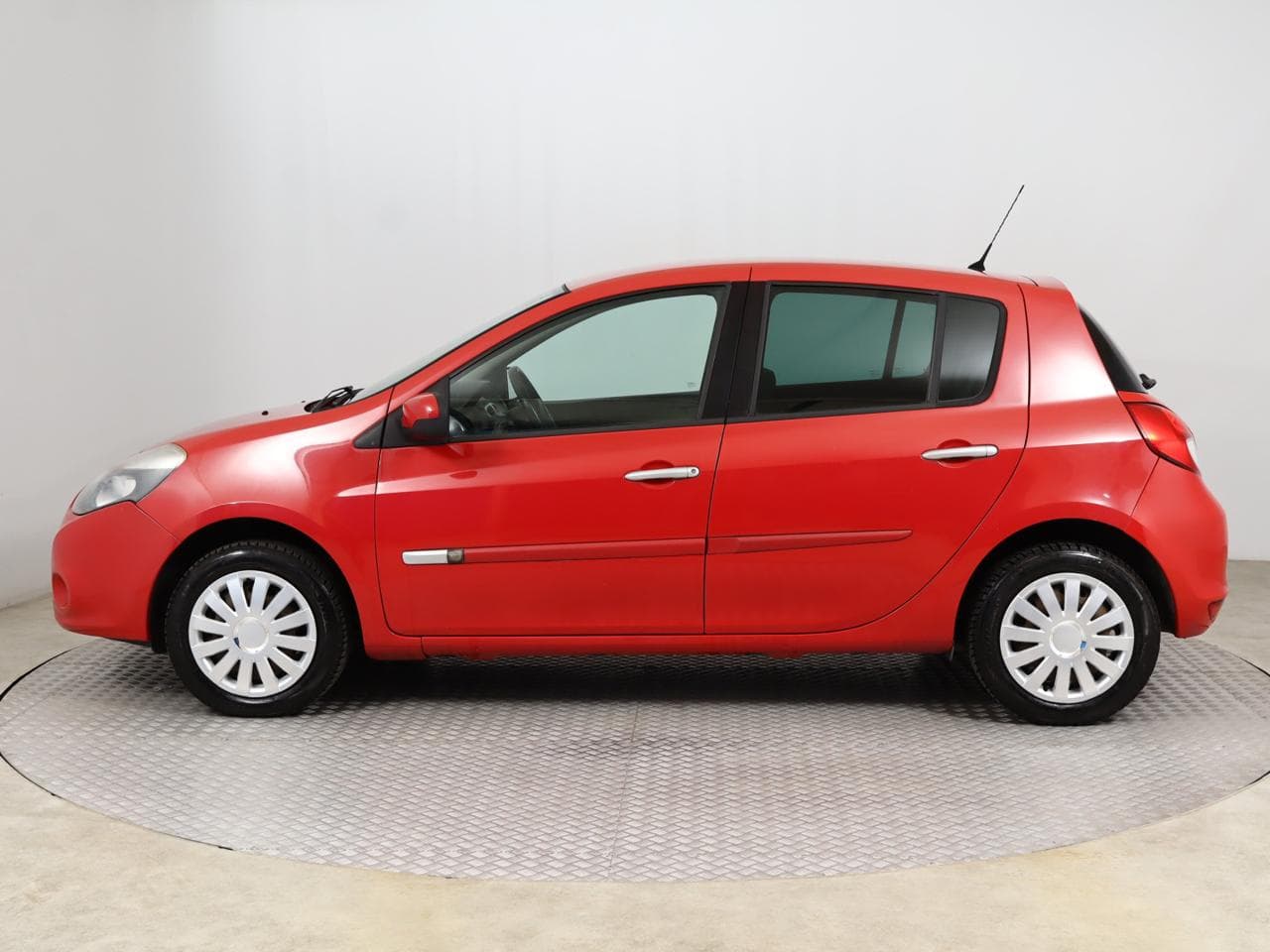 2010 Renault CLIO - 4