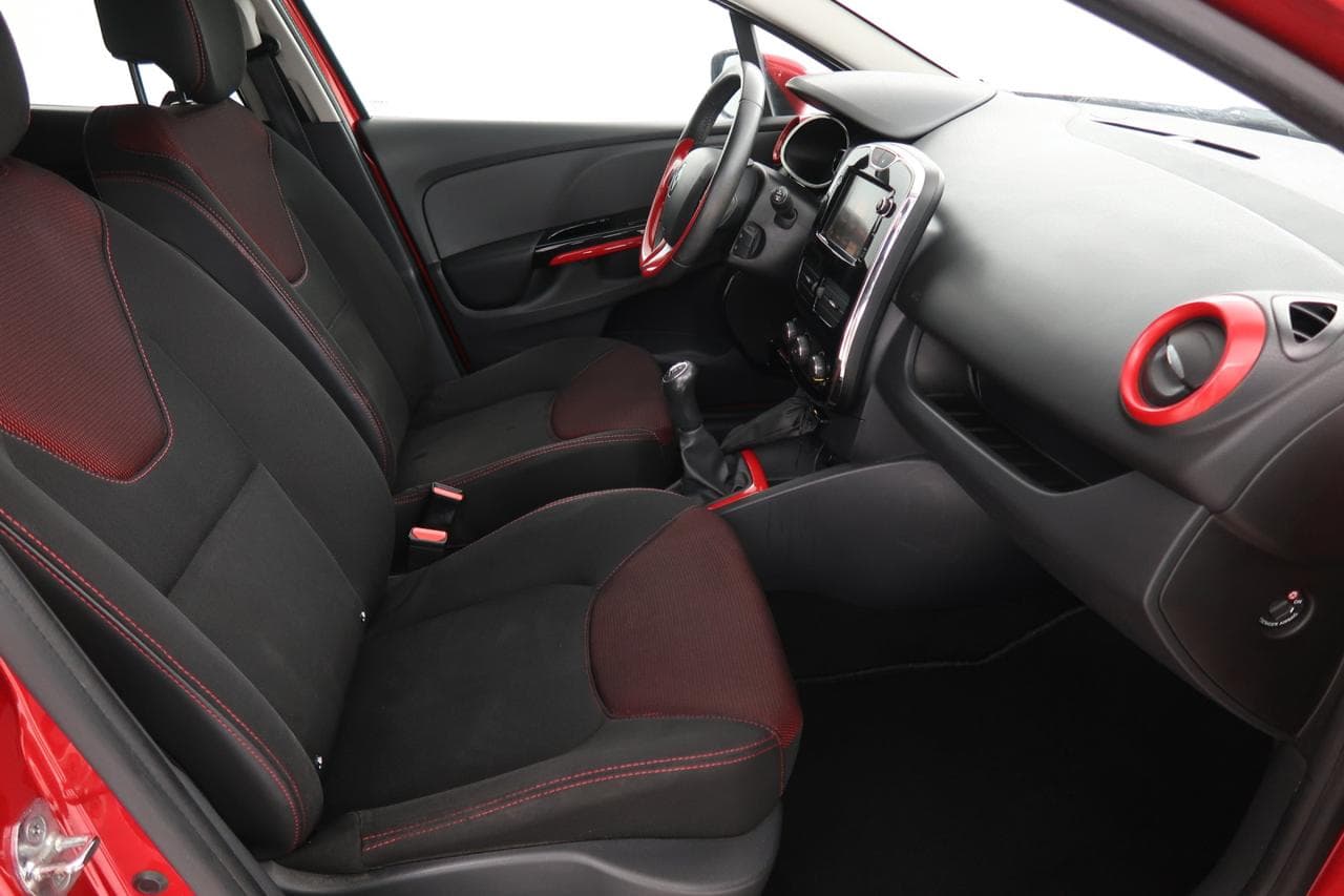 2014 Renault CLIO - 19