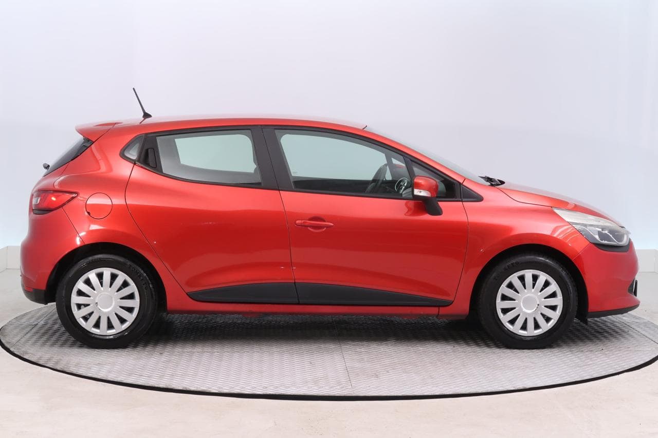 2014 Renault CLIO - 11