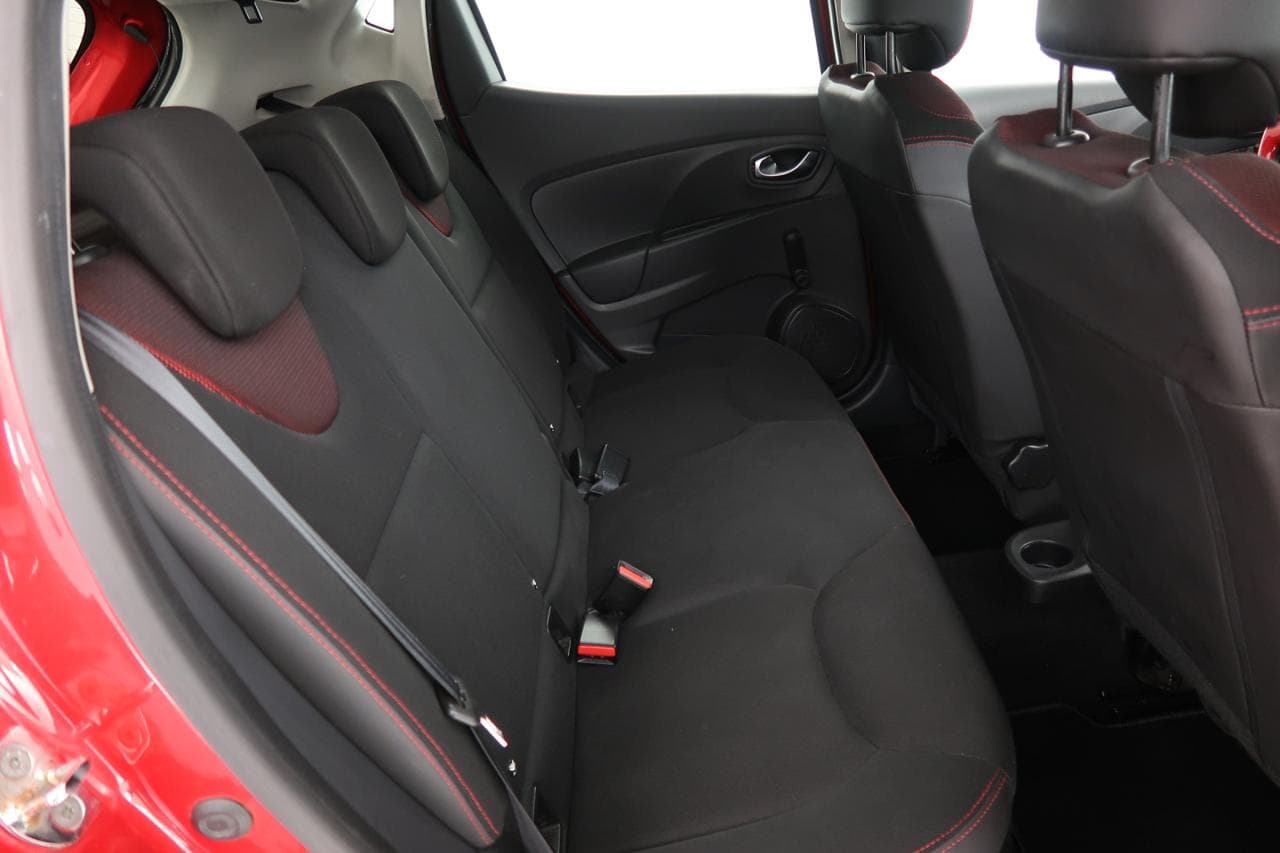 2014 Renault CLIO - 21
