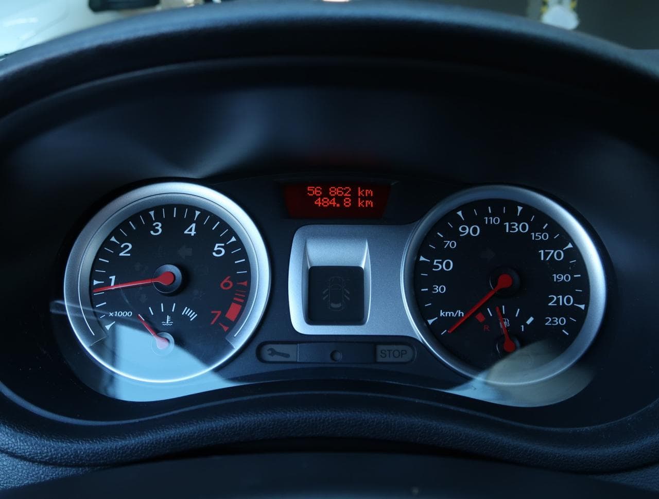 2011 Renault CLIO - 27