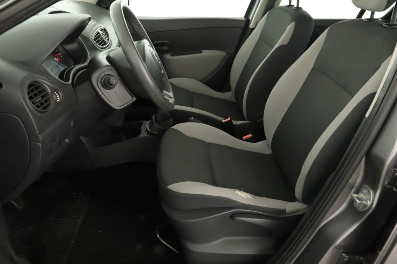 2009 Renault CLIO - 22