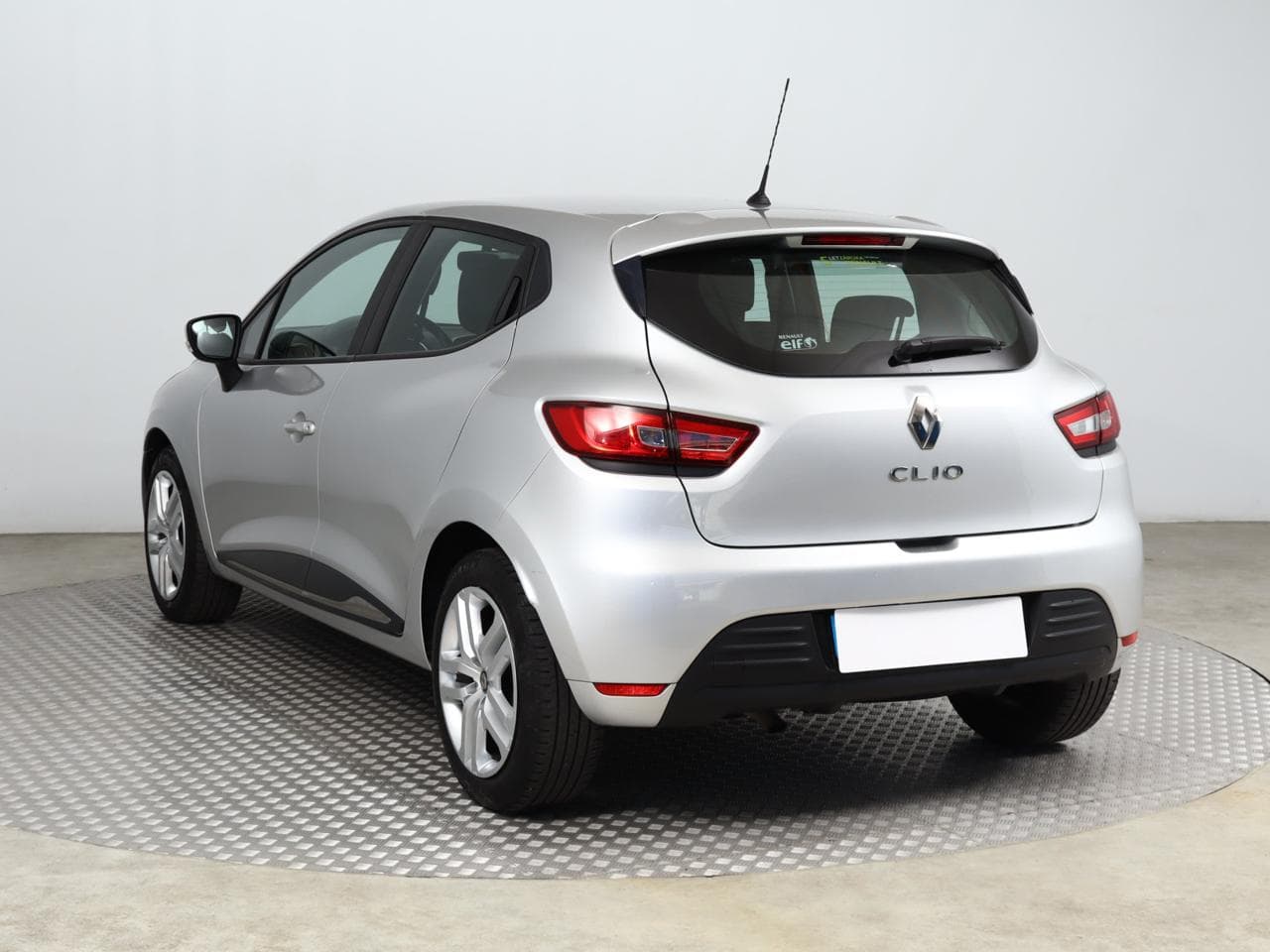 2020 Renault CLIO - 5