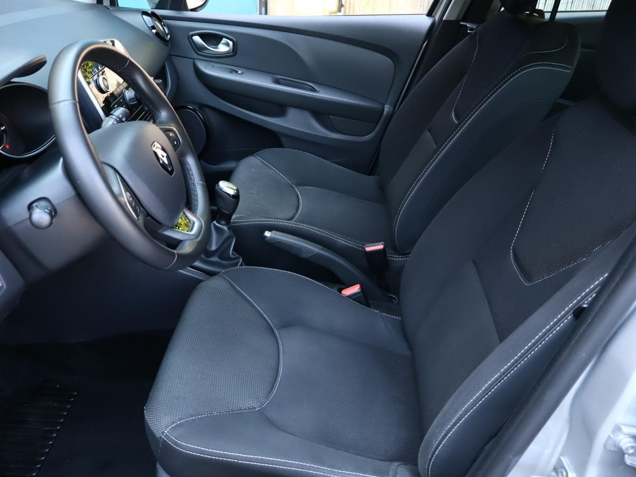 2020 Renault CLIO - 14